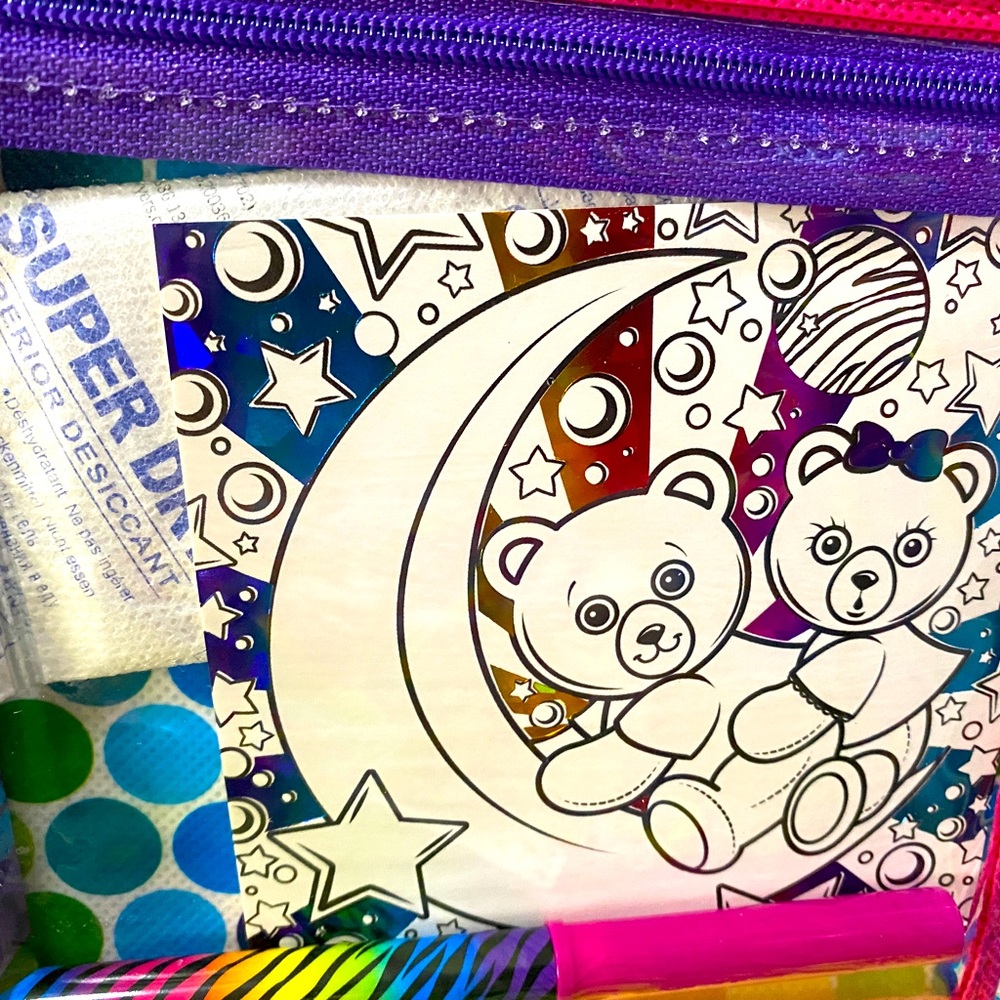 LISA FRANK TRIFOLD PORTFOLIO OVER 750 STICKERS 3 PUZZLES ACTIVITY SET MO… - Picture 16 of 16